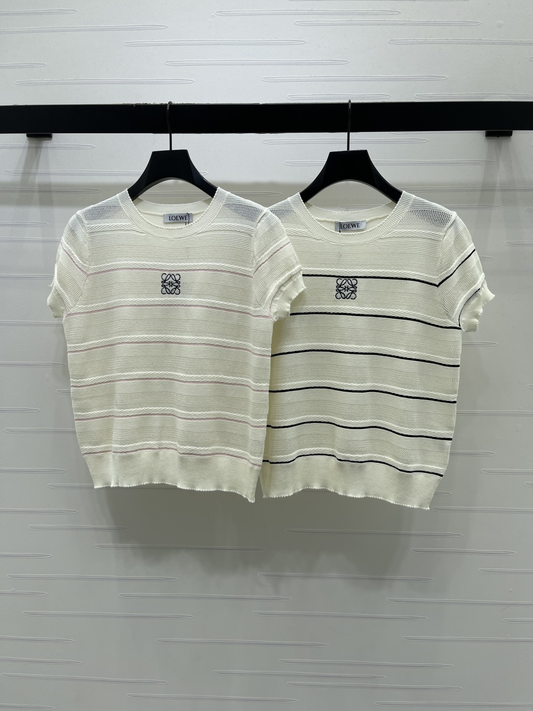Women's short sleeves